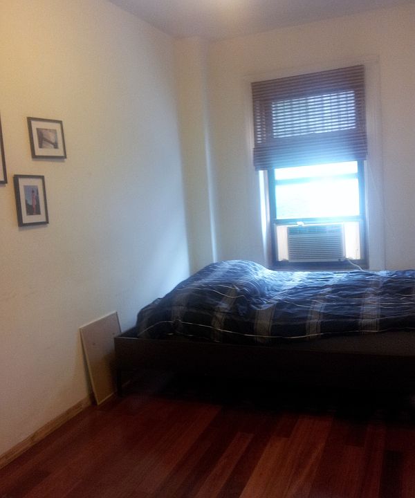 1st image of 292 Saint James Pl APT 2