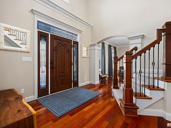 3rd image of 919 S Copperpoint Dr