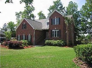 107 Welchman Ave, Goose Creek, SC 29445