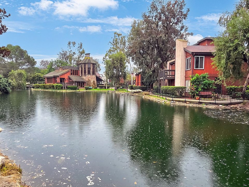 1st image of 10202 Summertime Ln