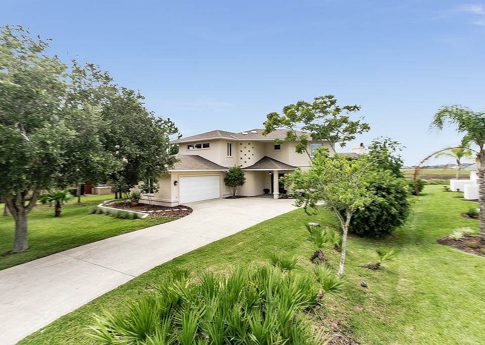1st image of 115 Herons Nest Ln