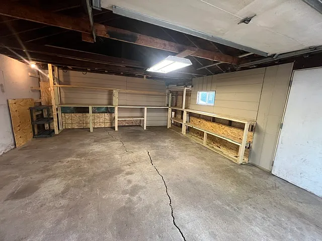 304 S James St — Photo 15