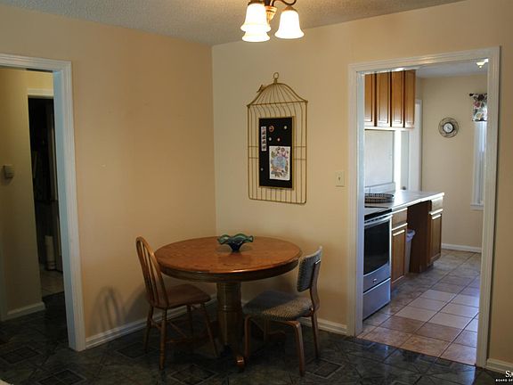 5th image of 428 E Kirwin Ave