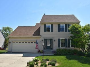 W181N8994 Melanie Ln, Menomonee Falls, WI