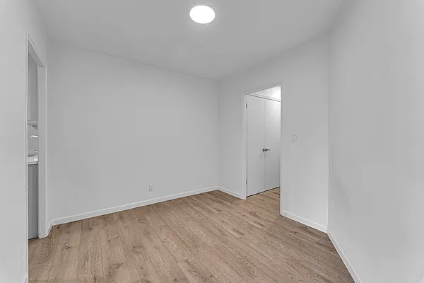 Sold by Compass | media 21