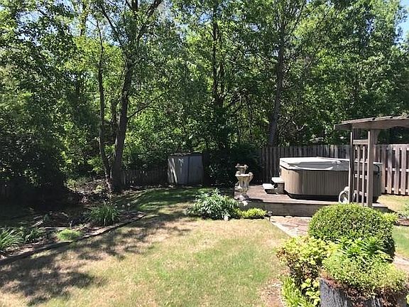 5th image of 3465 E Madison Dr