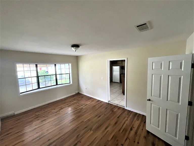 493 Nila Sue Dr — Photo 4