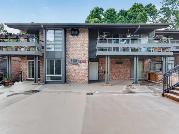 6245 Charing Cross Ln Unit B, Middleton, WI 53562