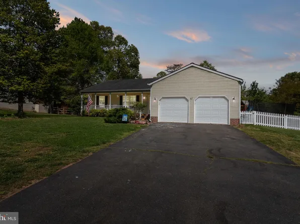 67 Melanie Hollow Ln, Fredericksburg, VA 22405