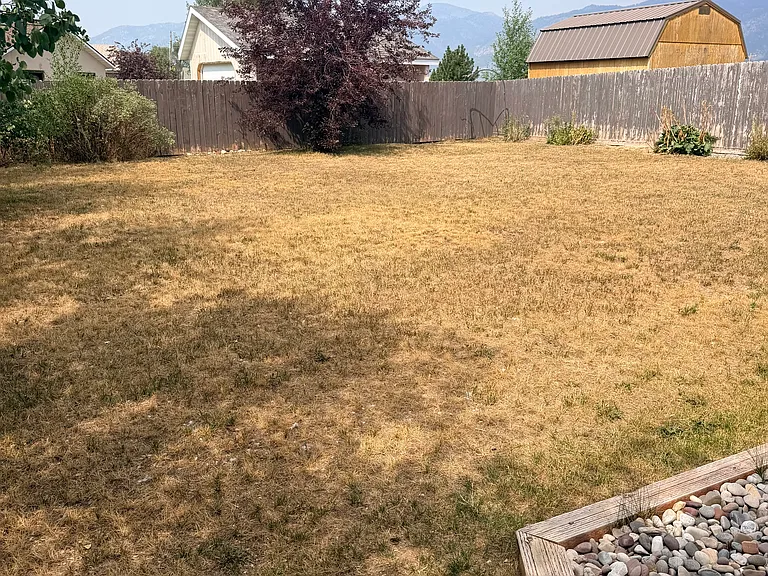 551 Kodiak Cir — Photo 23