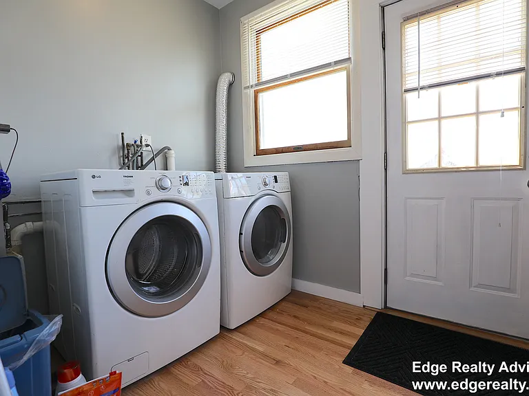 57 S Crescent Cir #1 — Photo 6