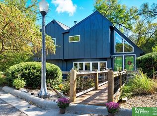 605 Ridge Rd N, Council Bluffs, IA 51503