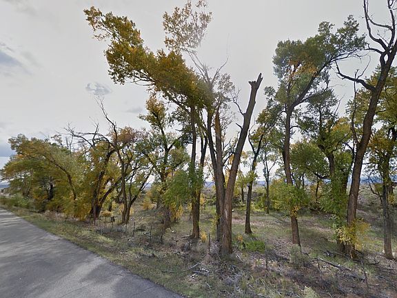 4th image of Alamosa River Ests #43