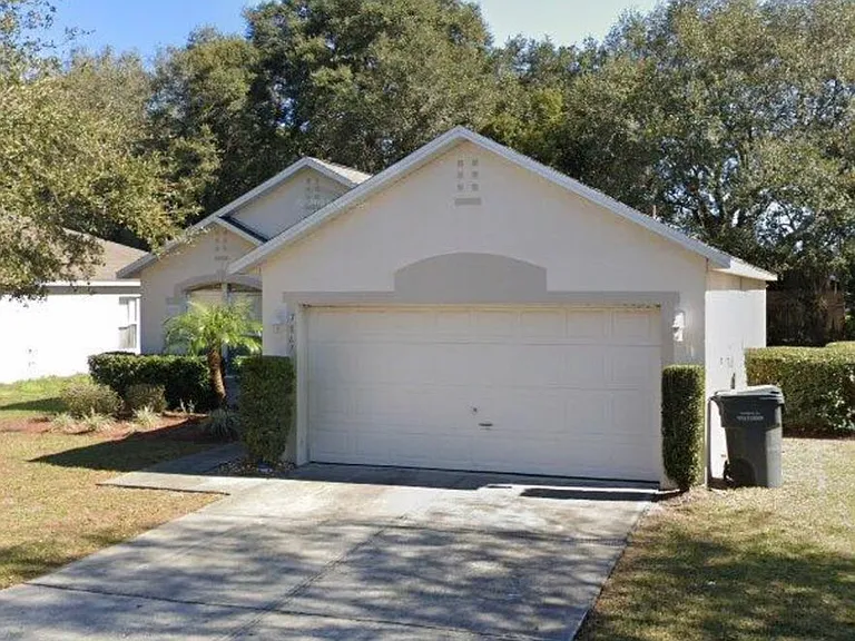 7867 Country Chase Ave — Photo 1