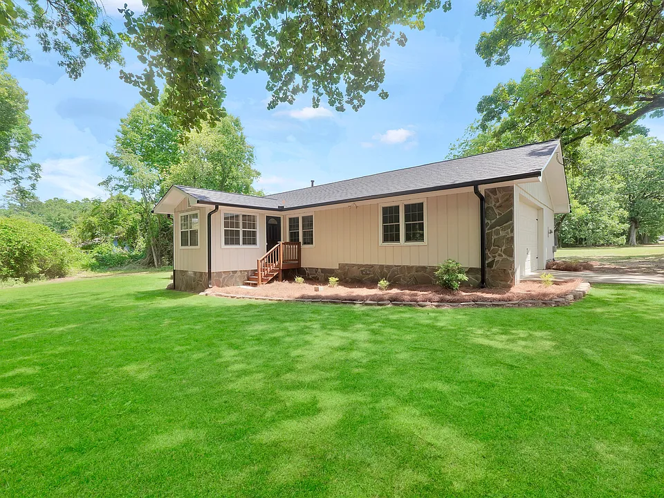 1375 McGarity Rd