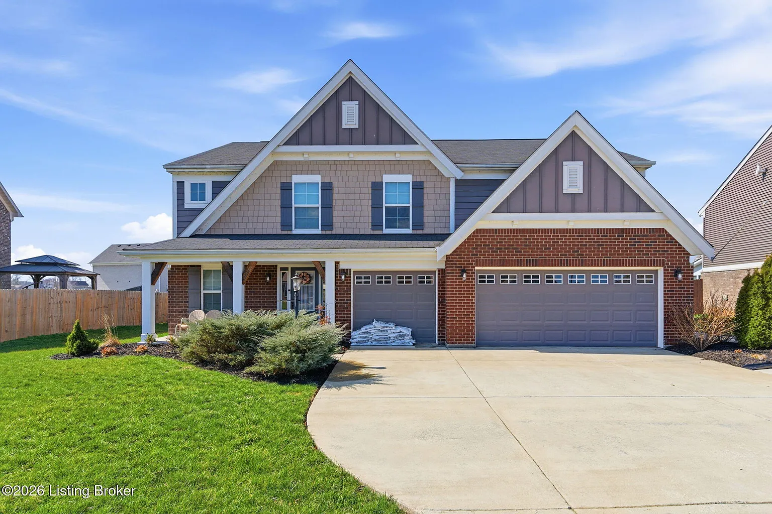 405 Mallard Lake Blvd photo 1