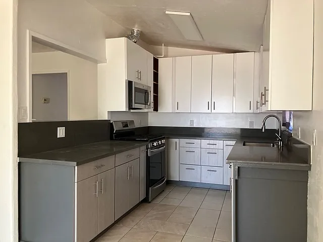 6520 Fountain Ln — Photo 5