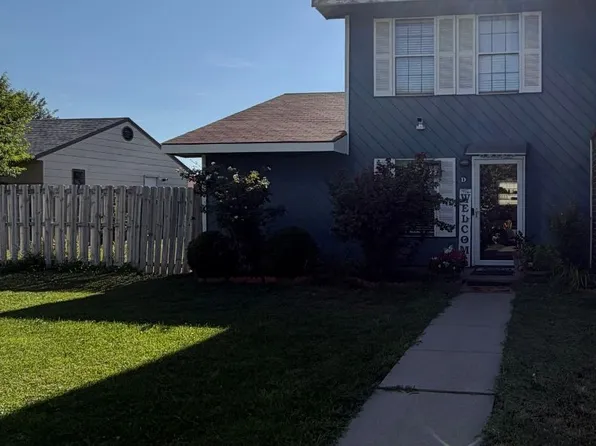 2823 Eldorado Pl APT D, Garden City, KS 67846