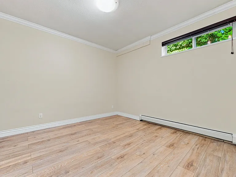 2426 Westhill Ct #LOWER — Photo 30