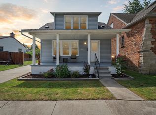 21712 Rosedale St, Saint Clair Shores, MI 48080