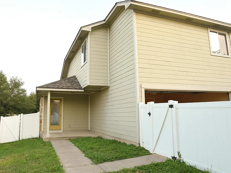 308 Lava Bed Dr — Photo 20