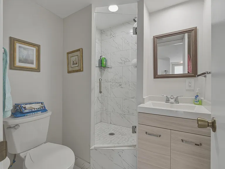 371 S Hollybrook Dr #106 — Photo 6
