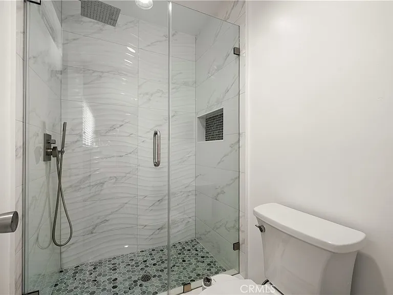 805 Ocean Ave — Photo 22