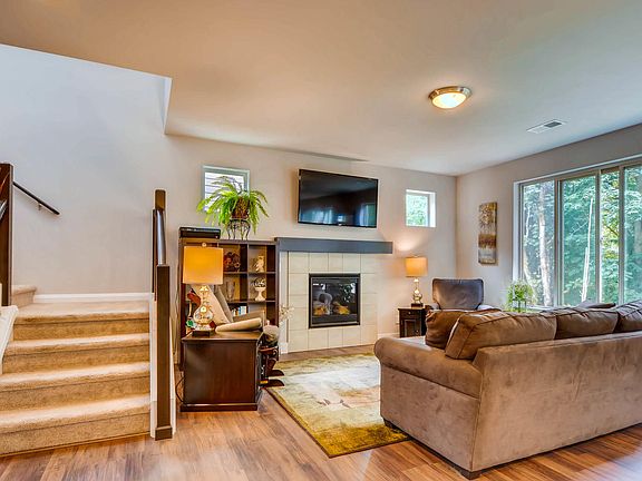 4th image of 2304 Cady Dr