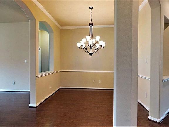 4th image of 8457 Horsepen Bend Dr