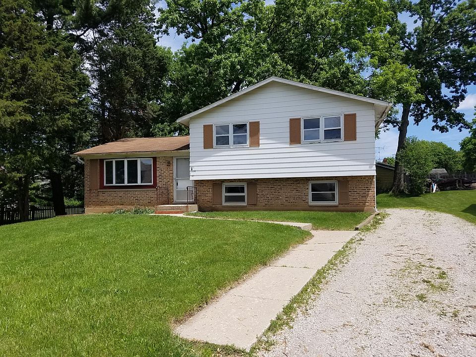 1st image of 33249 N Lake Shore Dr