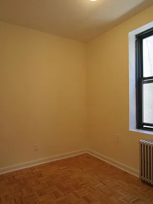 Rented by City Connections Realty | media 15