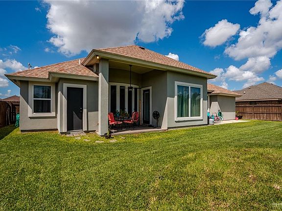 3rd image of 3306 Crimson Ave