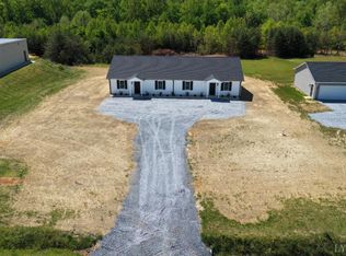 2266 Smith Mountain Lake Pkwy, Huddleston, VA 24104