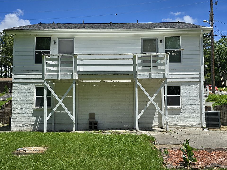 Building Photo 3