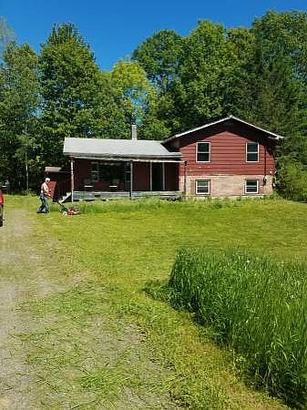 2nd image of 51 N Slack Rd