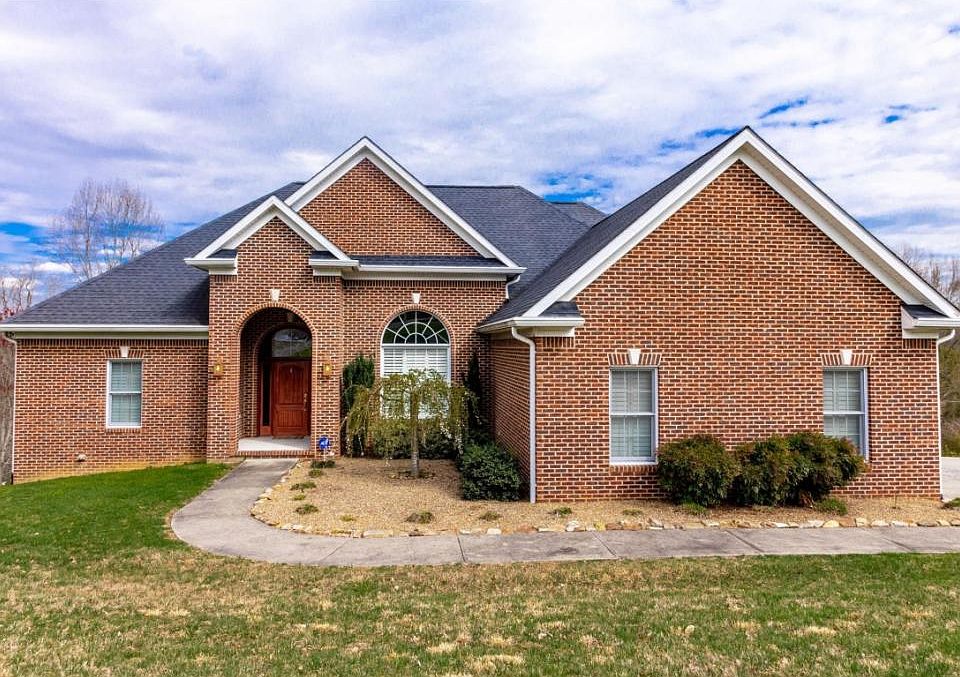 1st image of 5127 Waterford Dr