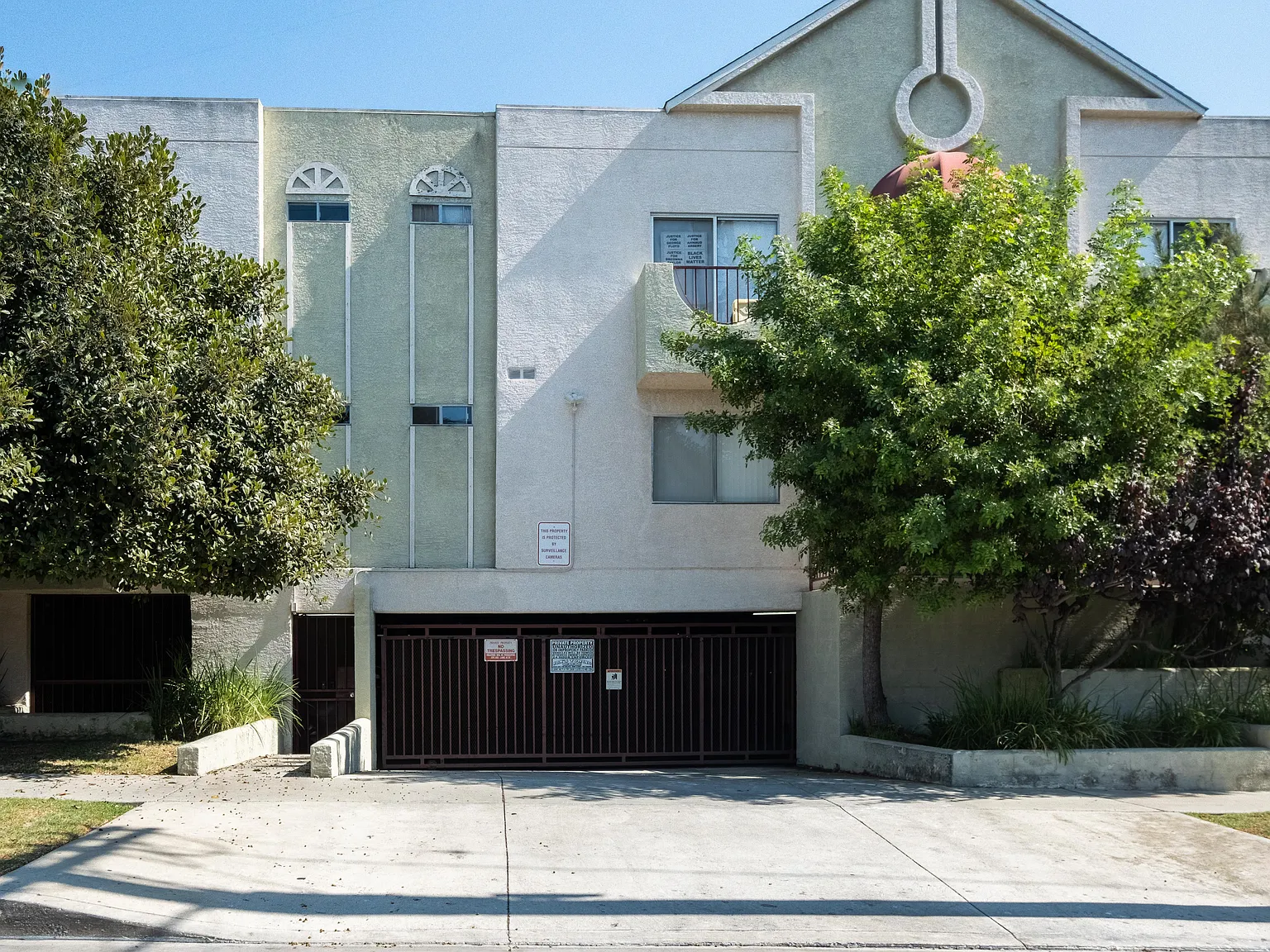 1 bed, 700 sqft, $2,100 — Photo 2