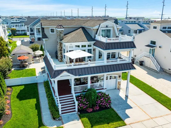274 64th St, Avalon, NJ 08202