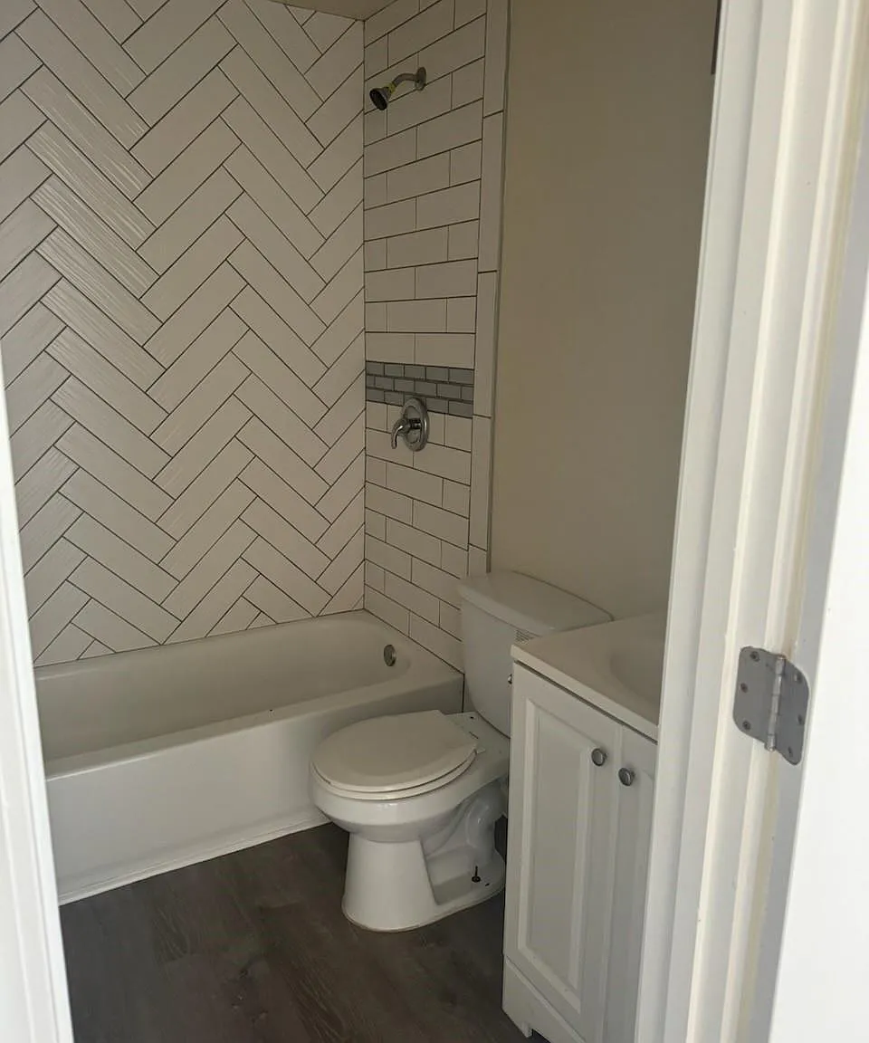 2 bed, 1.0 bath, 800 sqft, $1,250 — Photo 3