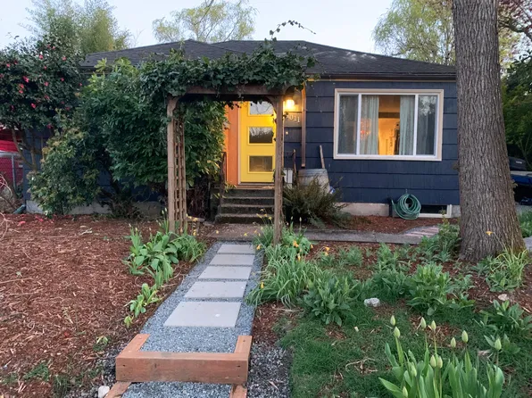 5011 S Brandon St, Seattle, WA 98118