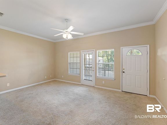 4th image of 4 Yacht Club Dr APT 156