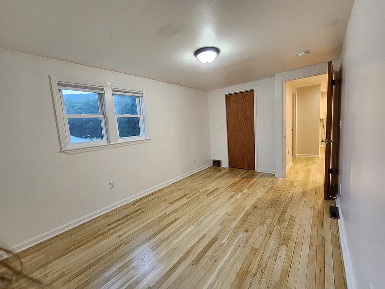 1 Circle Dr — Photo 18
