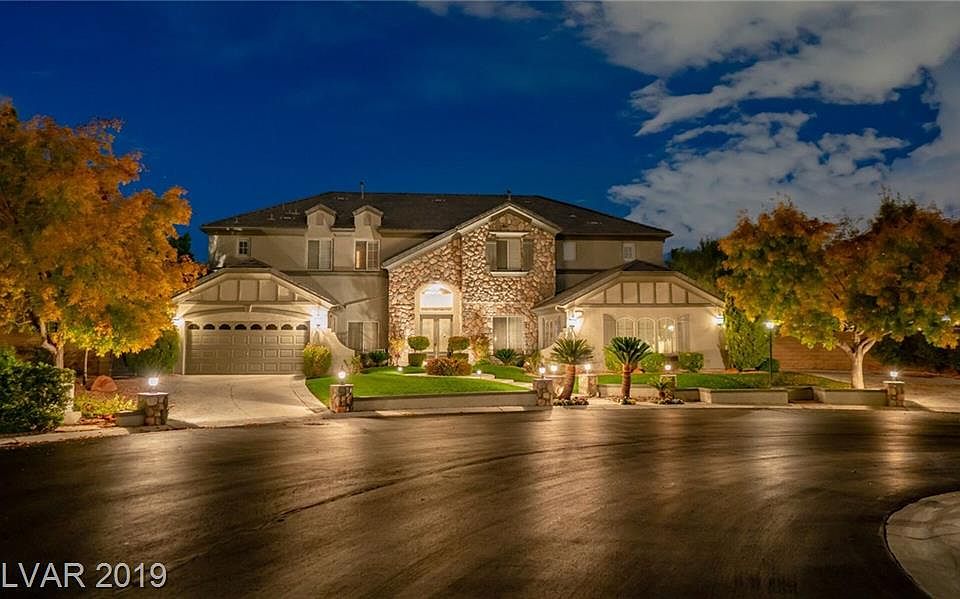 1st image of 8122 Dark Hollow Pl