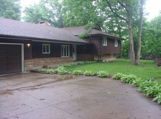 9250 E Timber Ln, Peoria, IL 61615