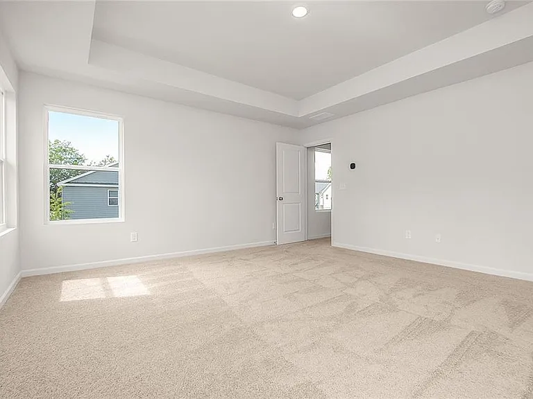 410 Point Place Dr — Photo 14