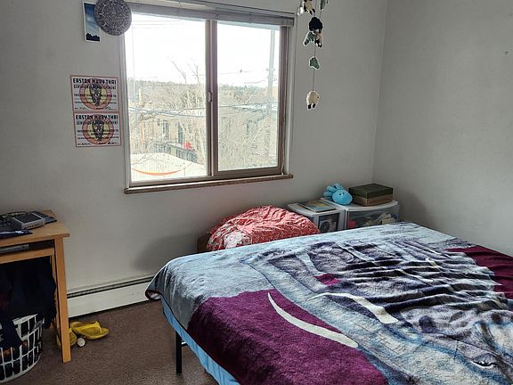 Main bedroom (that's a king size bed for scale)
