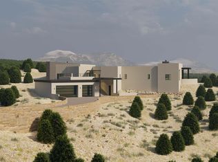 755 Ridge Cyn, Santa Fe, NM 87506