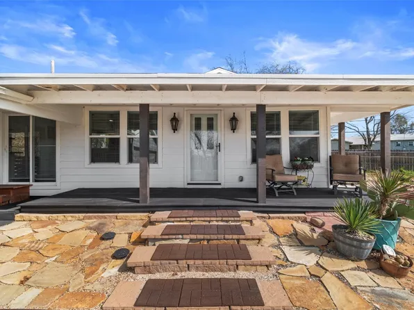 5724 La Barranca St, Fort Worth, TX 76114
