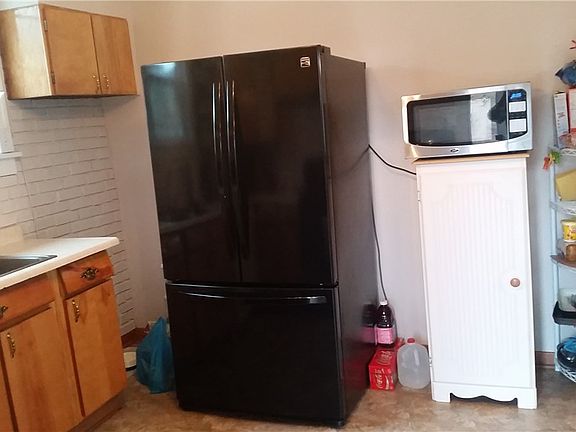 5th image of 6602 Woodlawn Ave
