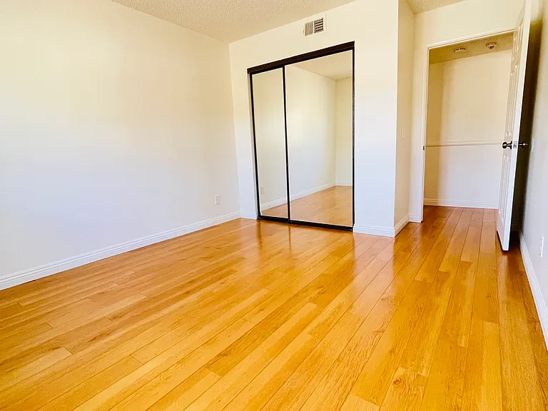 2425 Canada Blvd #106 — Photo 18